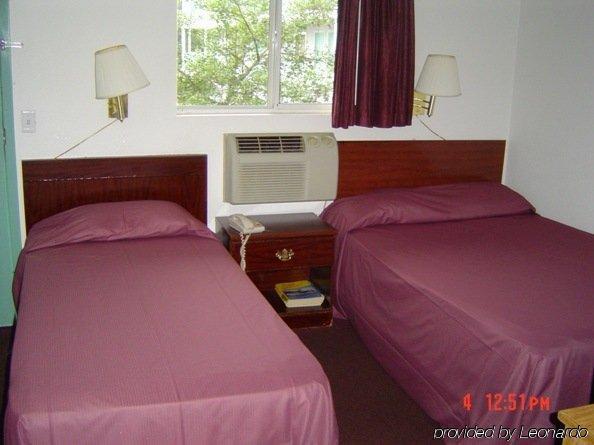 Savannah Garden Hotel Room photo